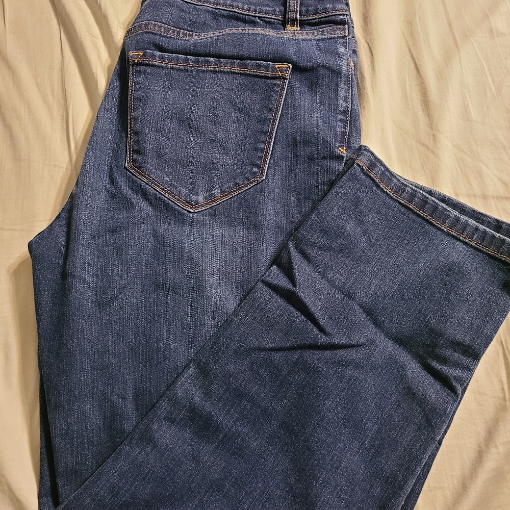 Liz Claiborne crop midrise jeans